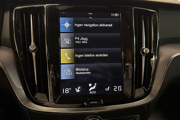 Volvo V60 Cross Country 18 of 25