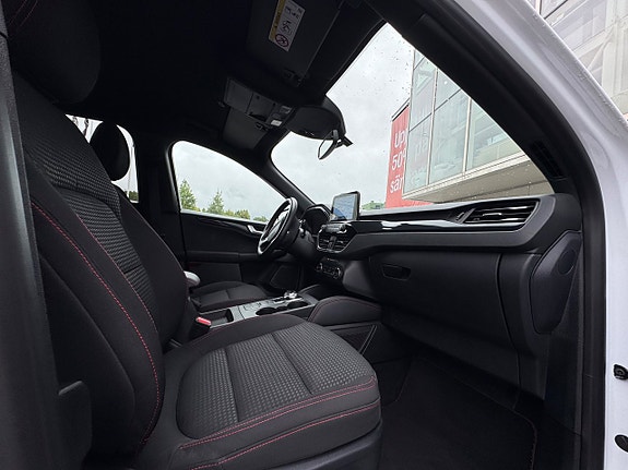 Ford Kuga 18 of 19