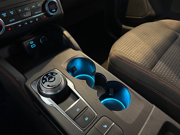 Ford Kuga 7 of 19