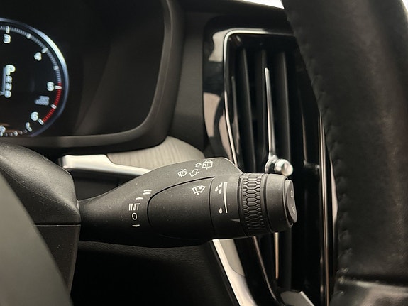 Volvo V60 17 of 30