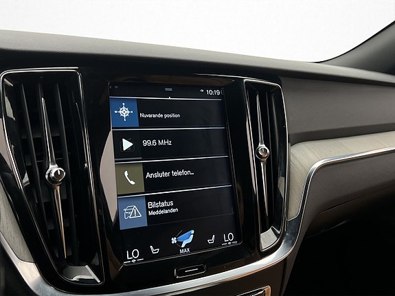 Volvo V60 19 of 30