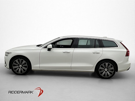 Volvo V60 4 of 30