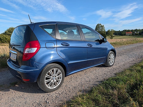Mercedes-Benz A150 3 of 5
