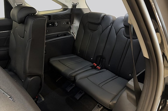 Kia Sorento 15 of 17