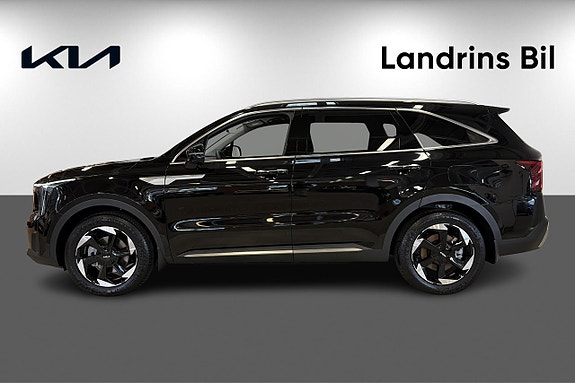 Kia Sorento 4 of 17