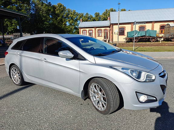 Hyundai i40 3 of 18