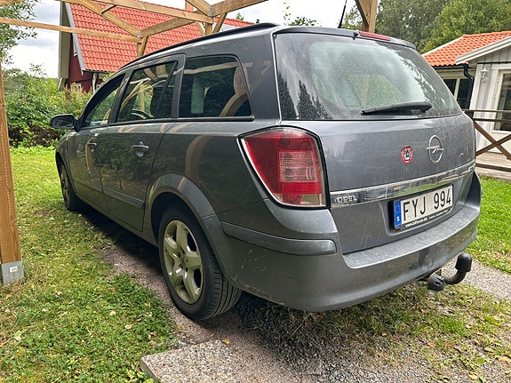Opel Astra 3 of 7