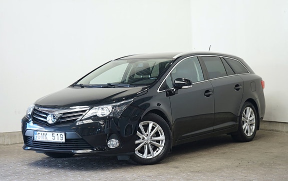 Toyota Avensis 2 of 11
