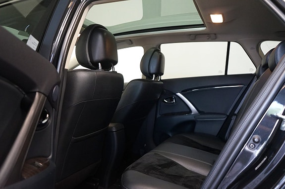 Toyota Avensis 9 of 11