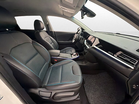 Kia e-Niro 10 of 30