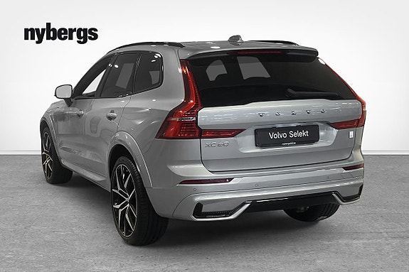Volvo XC60 11 of 17