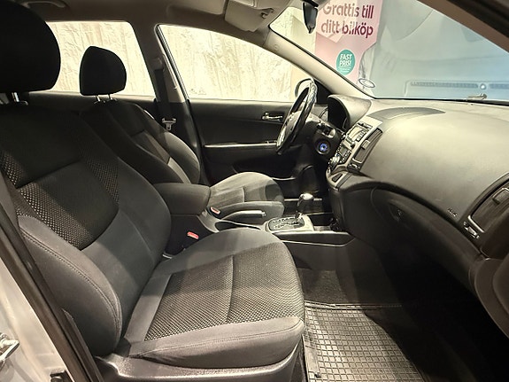 Hyundai i30 10 of 12