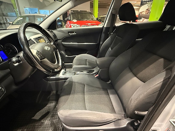 Hyundai i30 8 of 12