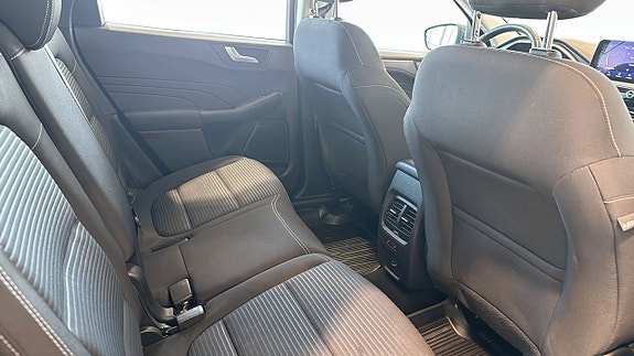 Ford Kuga 5 of 18