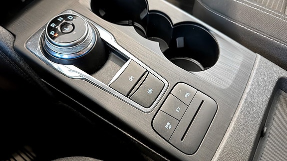 Ford Kuga 14 of 18