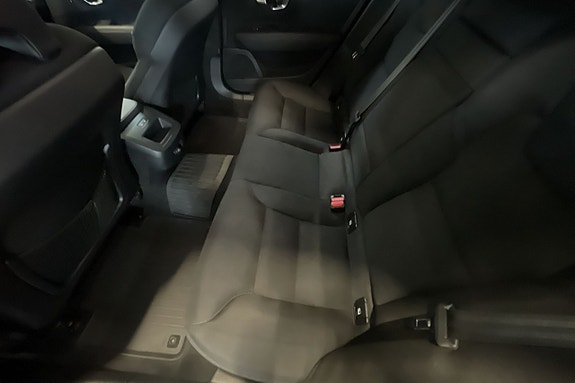 Volvo V90 9 of 15