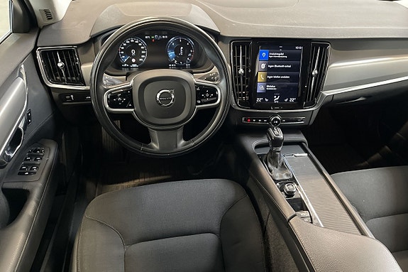 Volvo V90 11 of 15