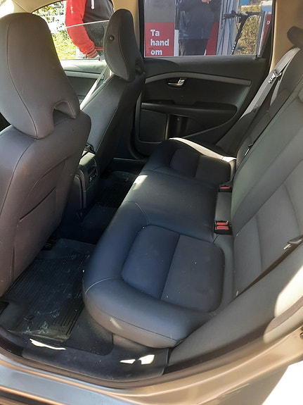 Volvo V70 5 of 5