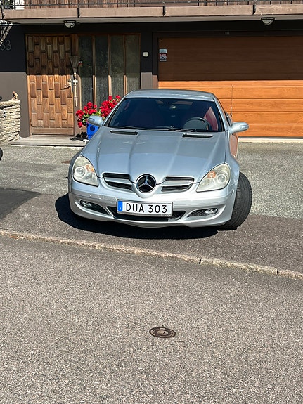 Mercedes-Benz SLK200 9 of 9