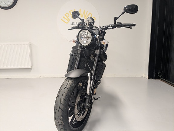 Yamaha XSR900 ABS 3 of 8