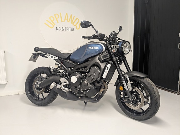 Yamaha XSR900 ABS 2 of 8