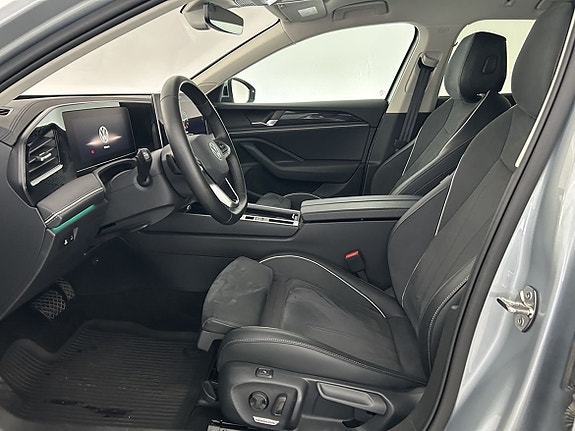 Volkswagen Passat 9 of 21