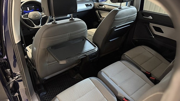 Volkswagen Touran 14 of 27