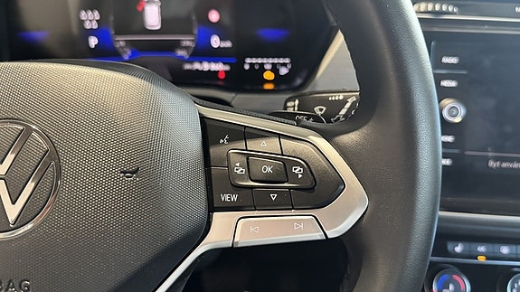 Volkswagen Touran 19 of 27