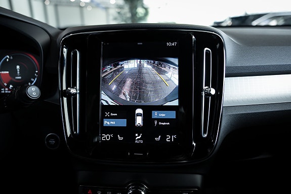 Volvo XC40 19 of 29
