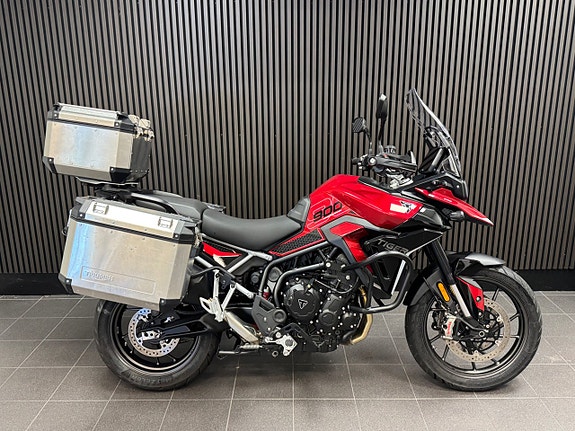 Triumph Tiger 900 GT Pro 2 of 6