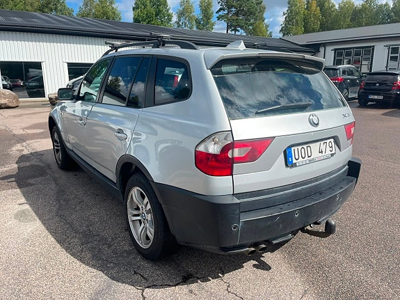 BMW X3 2 of 4