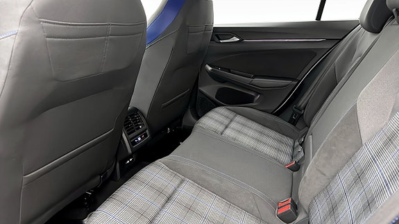 Volkswagen Golf I 11 of 19