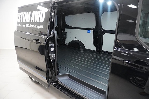 Ford Transit Custom 8 of 18