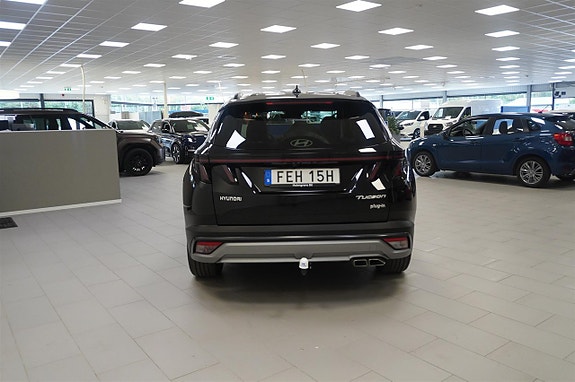 Hyundai Tucson 4 of 15