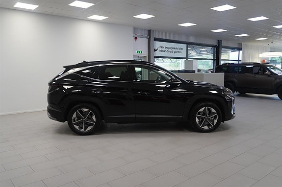 Hyundai Tucson 7 of 15