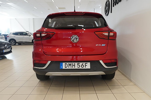 MG ZS 6 of 12