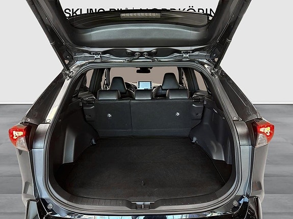Toyota RAV4 10 of 10
