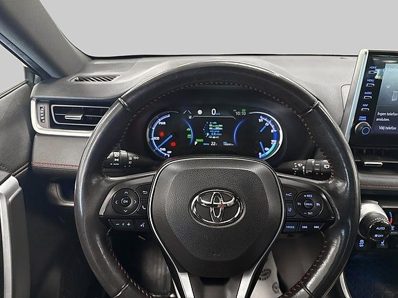 Toyota RAV4 9 of 10