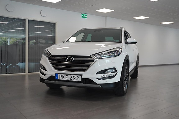 Hyundai Tucson 2 of 15