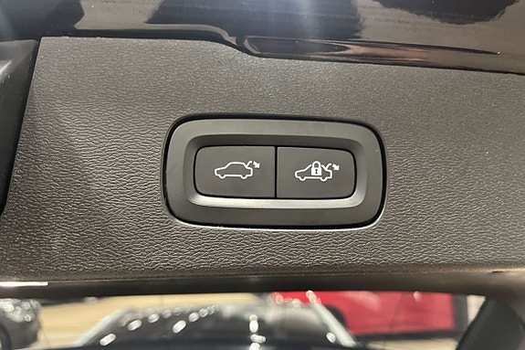 Volvo V60 Cross Country 22 of 24