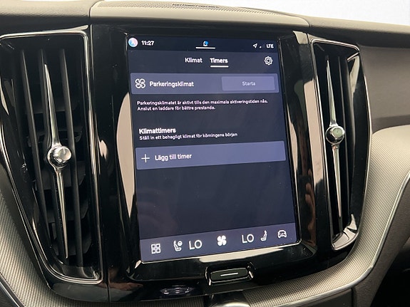 Volvo XC60 26 of 30