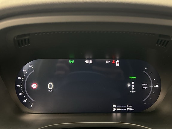 Volvo XC60 17 of 30