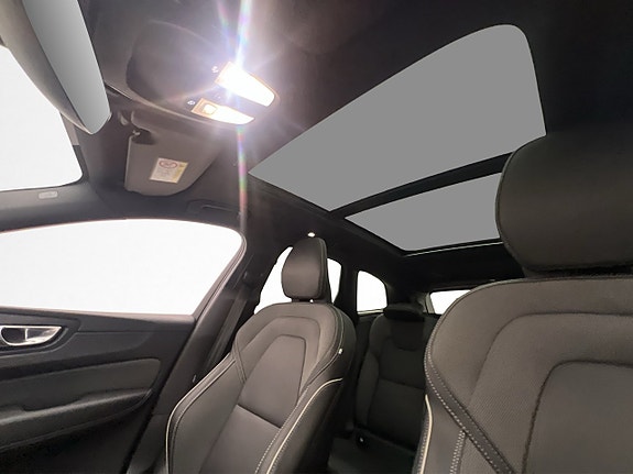 Volvo XC60 15 of 30