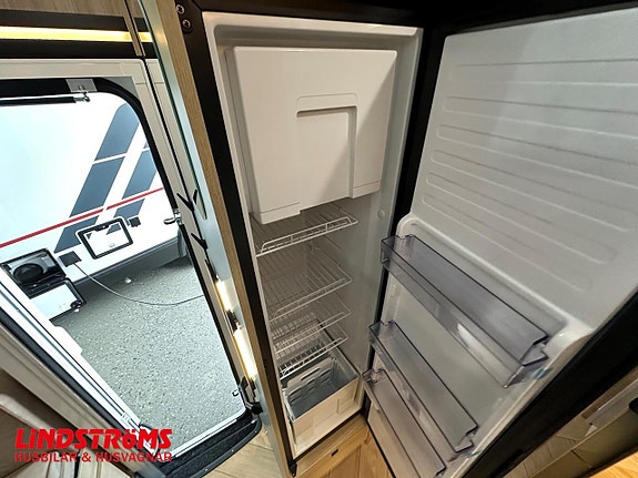 CHALLENGER X260 140hk Automat 13 of 27