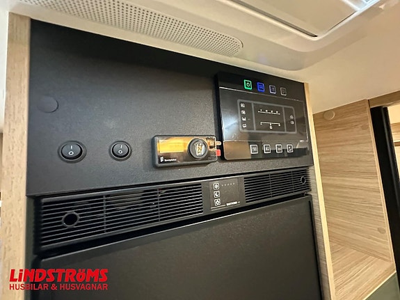 CHALLENGER X260 140hk Automat 12 of 27