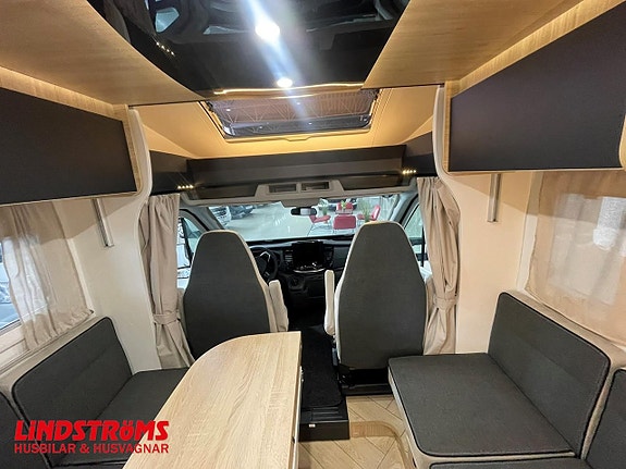 CHALLENGER 328 Graphite Edition 165hk Automat Queebed Ränta 3,95% 4 of 16
