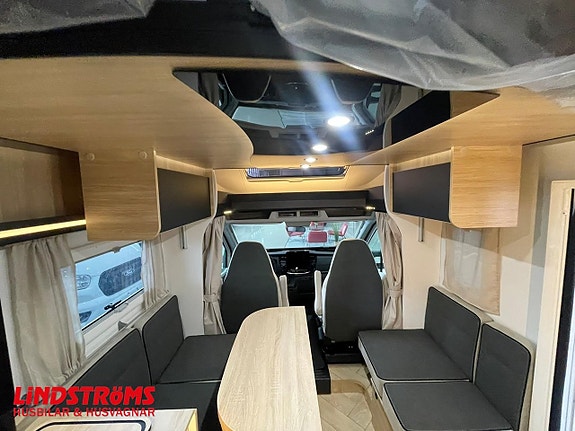 CHALLENGER 328 Graphite Edition 165hk Automat Queebed Ränta 3,95% 13 of 16