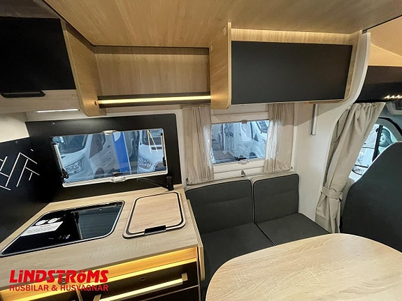 CHALLENGER 328 Graphite Edition 165hk Automat Queebed Ränta 3,95% 5 of 16