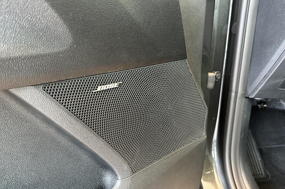 Kia Sorento 14 of 25