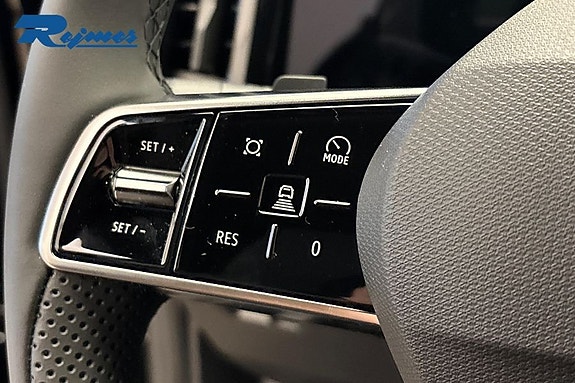 Renault Scenic E-Tech 13 of 19